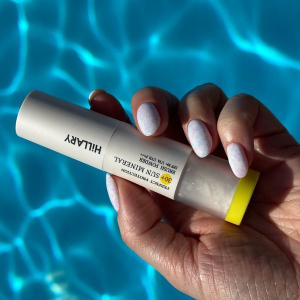 Сонцезахисна мінеральна пудра прозора з SPF 30+ Hillary Perfect Protection Sun Mineral Brush Powder Sheer Matte SPF 30+, 4 г HI-08-668 фото