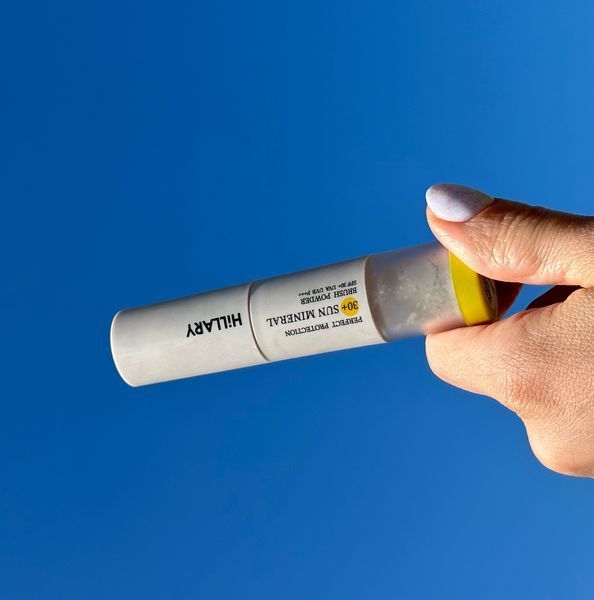 Сонцезахисна мінеральна пудра натуральна бежева з SPF 30+ Hillary Perfect Protection Sun Mineral Brush Powder SPF 30+, 4 г HI-08-028 фото