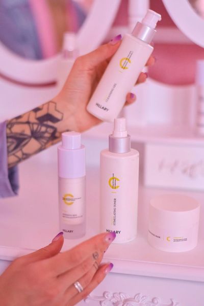 Зволожуючий гель для вмивання з вітаміном С Hillary Vitamin С Мoisturizing Cleansing Gel, 150 мл HI-08-345 фото